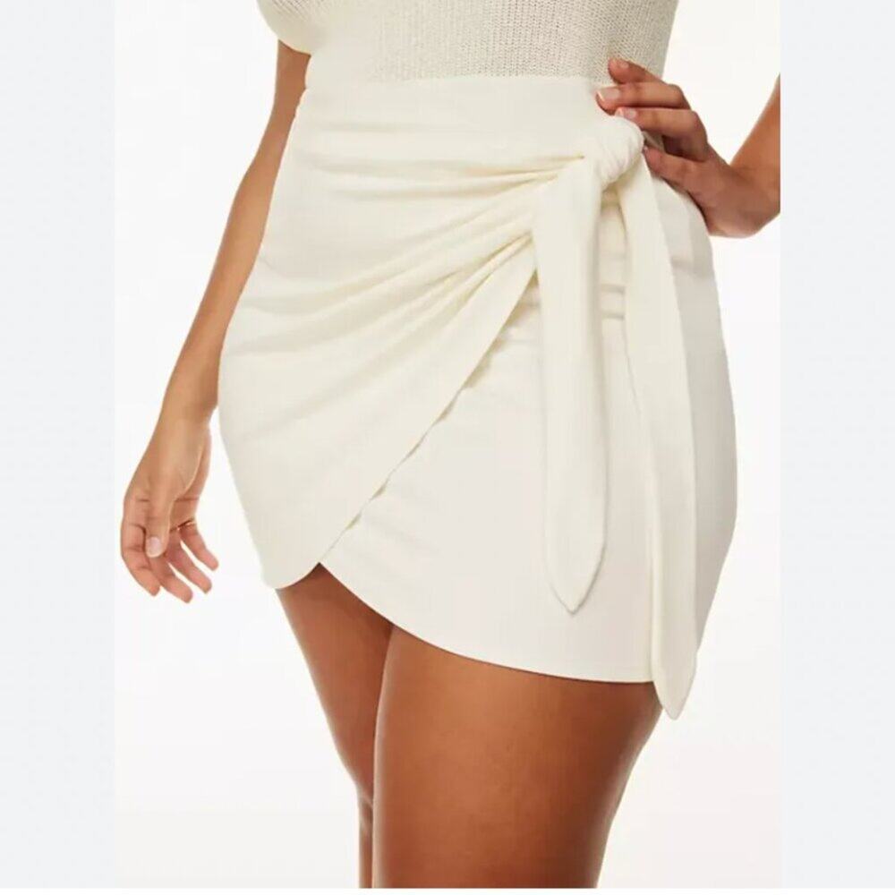 Aritzia Wilfred Saturn Wrap Mini Skirt